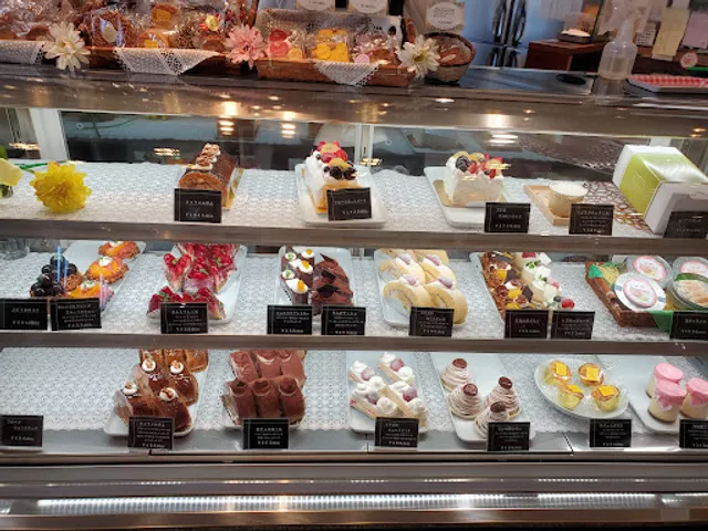 Green Gables Mojiko Retro