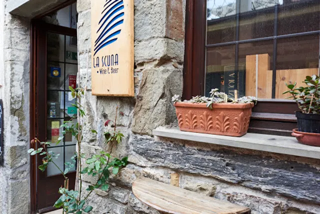 La Scuna Wine & Beer