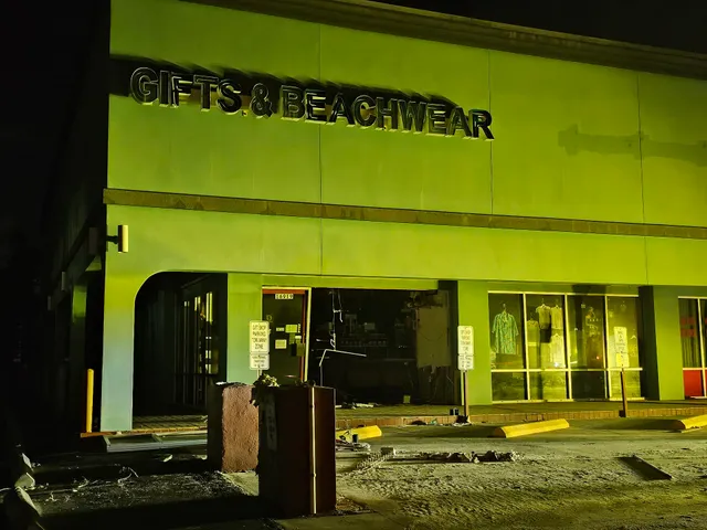 Little Pelican Gift Shop