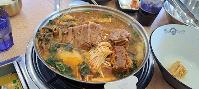 맛나감자탕 연산토곡점