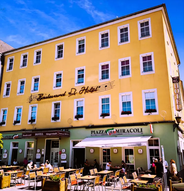 Boulevardhotel "Sängerstadt" Neu: Alle Zimmer klimatisiert!