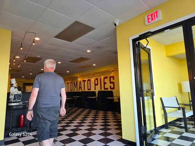 Tuccillo's Tomato Pies