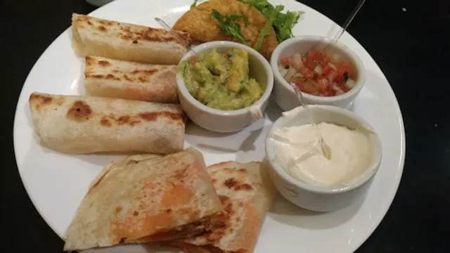 Tchilis Taqueria - Barão de Teffé