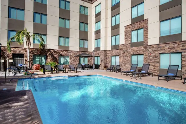 Hampton Inn Phoenix-Airport North