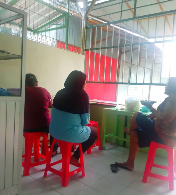 warung pojok Lejar