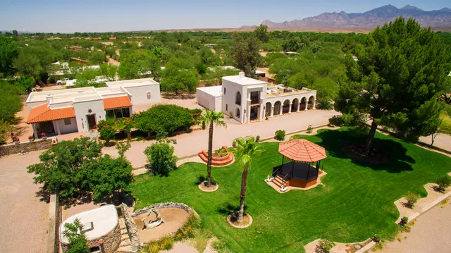 Tubac Secret Garden Inn