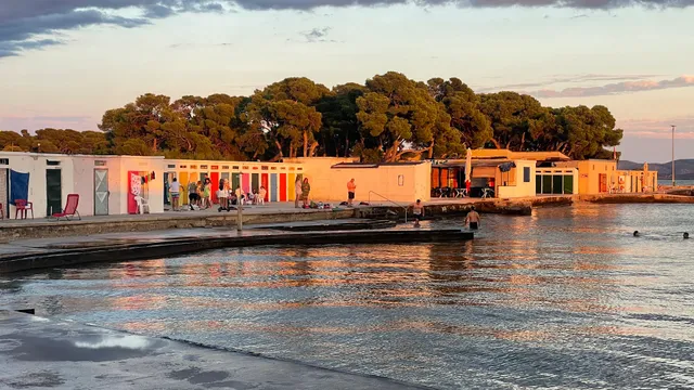 Beach Jadrija (Cabins)