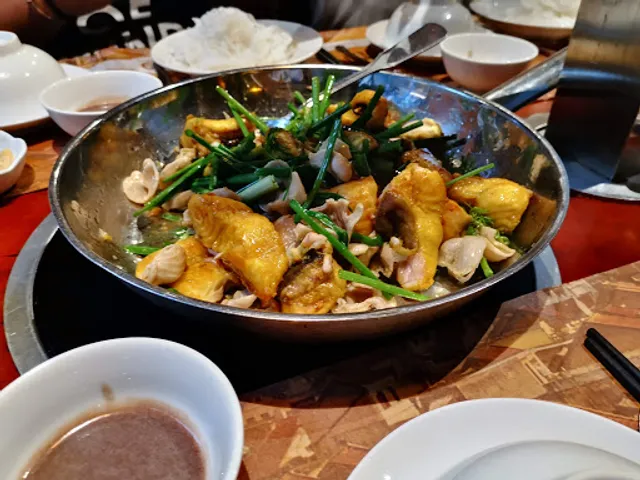 Vua Chả Cá - 26C Trần Hưng Đạo