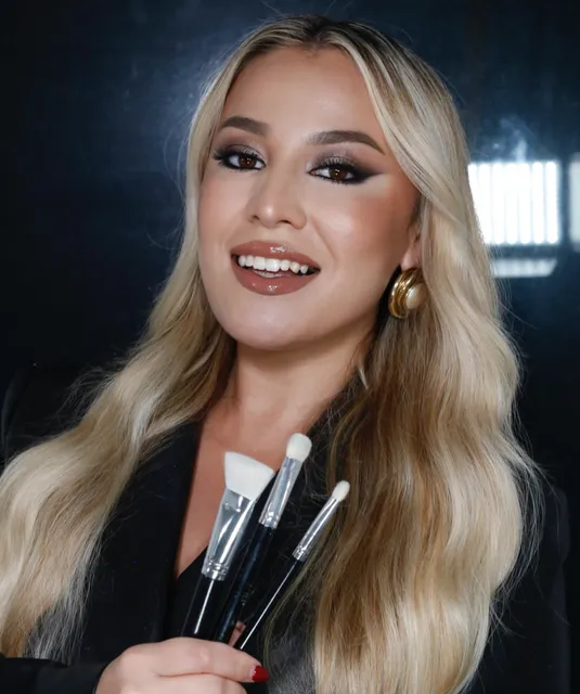 Aimakeup Makeup School New York ,Makeup and Hair salon, Makeup Course & Makeup Class