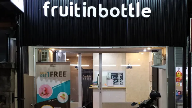 Fruit in Bottle Juice, Pulau Komodo