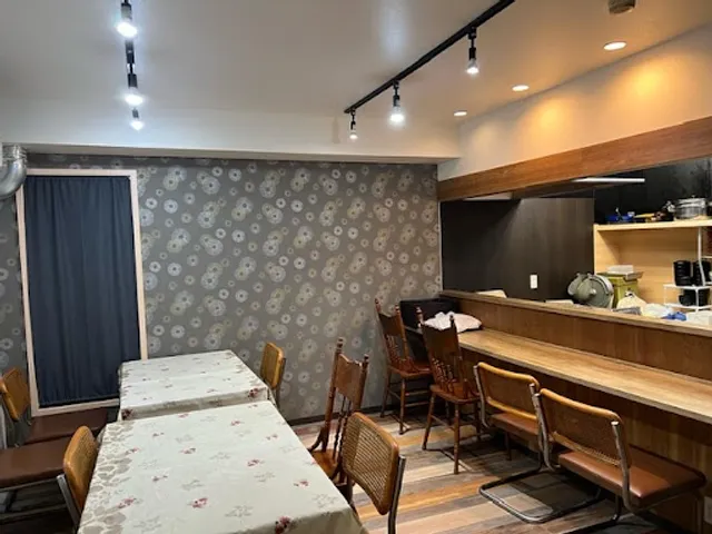 とんかつカツヨシ中央市場店