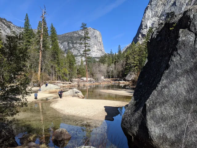 Yosemite Valley Trailhead Parking