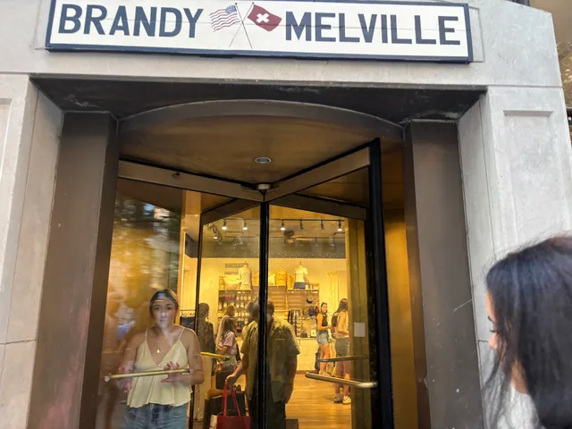 Brandy Melville - Chicago