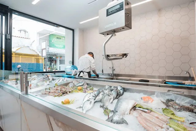 Μόνο Θάλασσα - Φρέσκα Ψάρια & Θαλασσινά, Αφάντου