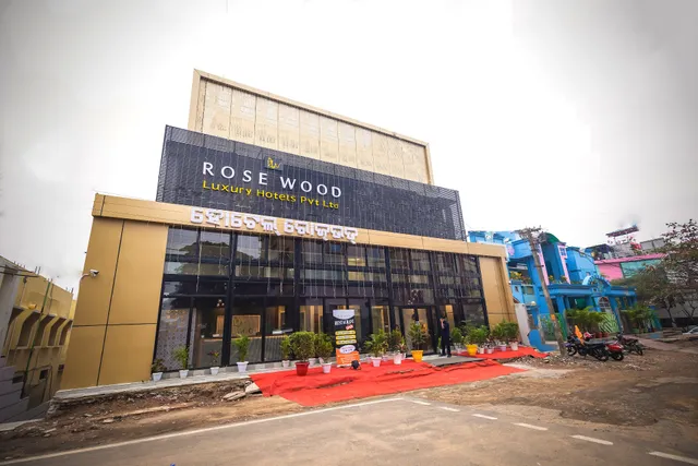 Rosewood Luxury Hotel