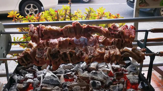 A&K Mavris Chicken Lodge