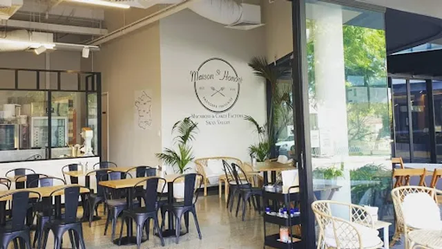 Praline Cafe & Patisserie