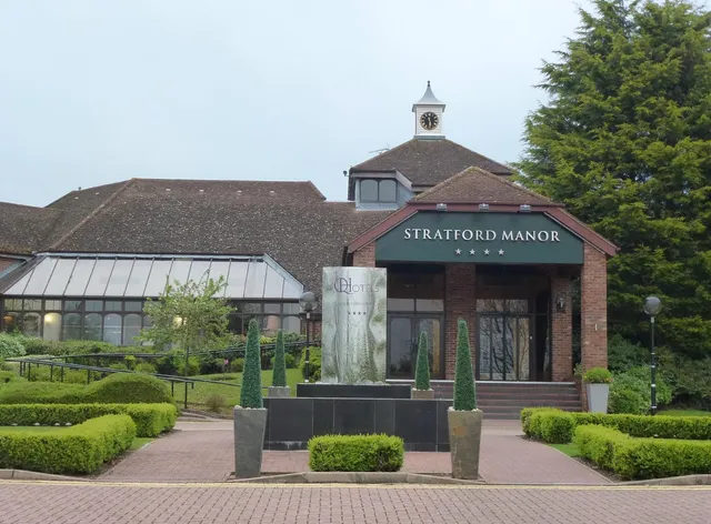 Stratford Manor