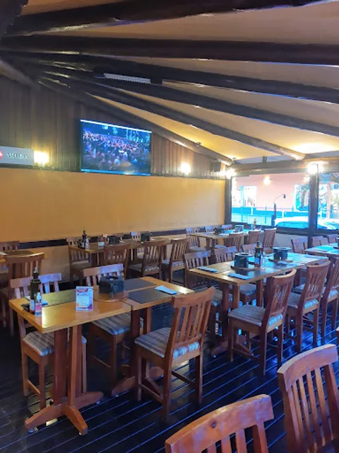 Luka's Pizzeria - Restaurant and Steakhouse