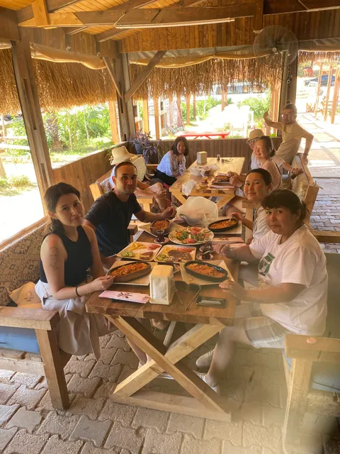 Family Horse Farm Breakfast 🍳