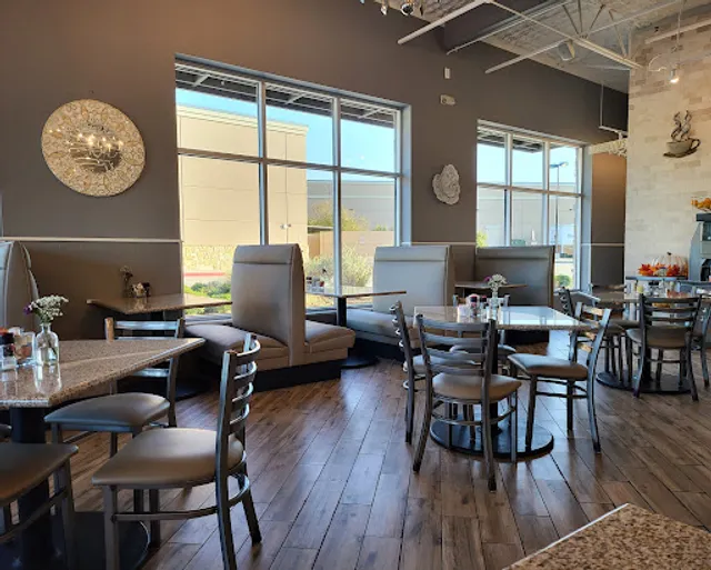 Barneys Brunch House