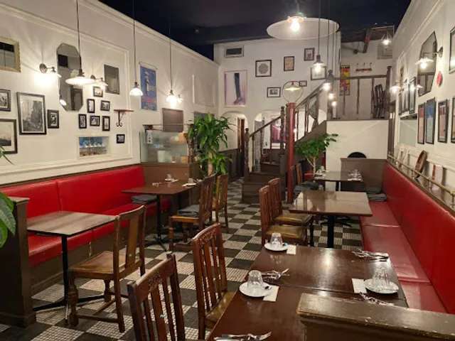 Bistro Mauvais Garcons