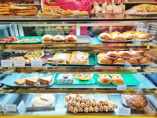 The Bake House And Sweets