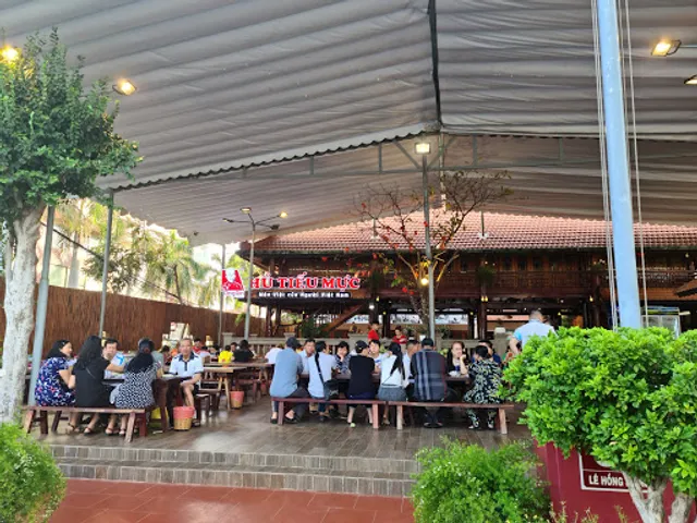 Old Man Cali - Hủ tiếu Mực