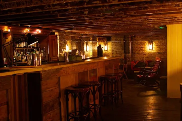 Discount Suit Company