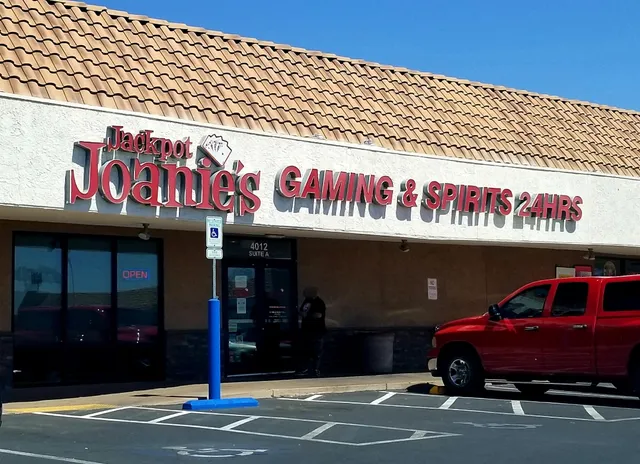 Jackpot Joanie's