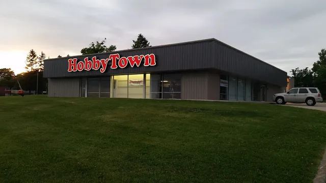 HobbyTown & Glo-In-One Indoor Mini Golf
