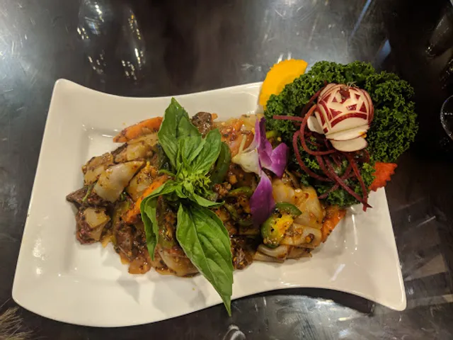 N THAI PALACE (HALAL)