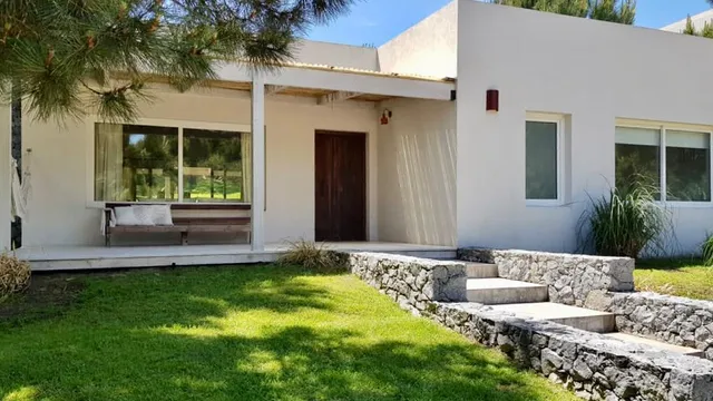 Residencial 1 Lote 30 - Alquilar casa en Costa Esmeralda - Costa Esmeralda Guests