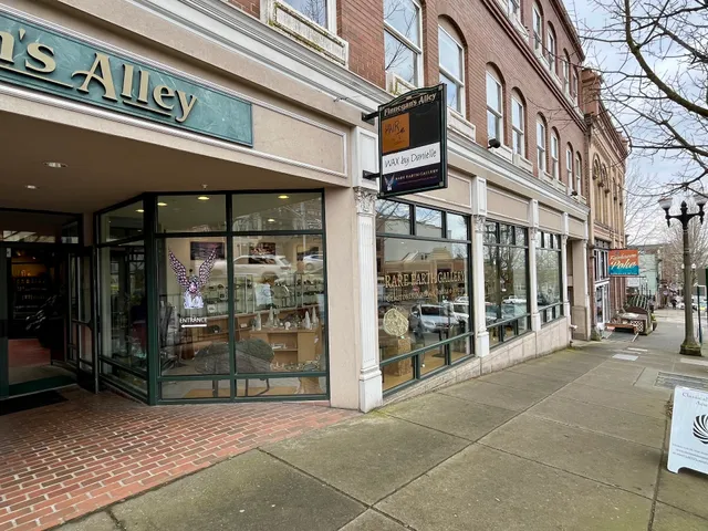 Rare Earth Gallery Gems and Minerals