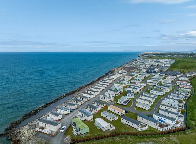 Lyons Sunnysands Holiday Park