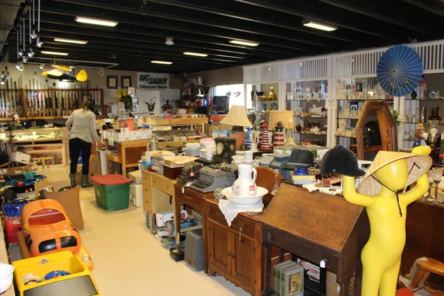 Beverly Hills Jewelry Watch & Loan