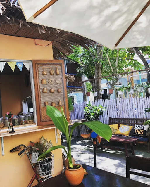 Ellie's Cafe Hoi An - Healthy Breakfast- Brunch- Lunch