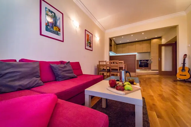 Sofia Day and Night Apartment