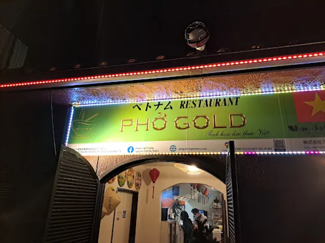 PHỞ GOLD-BẾP MẸ SURY