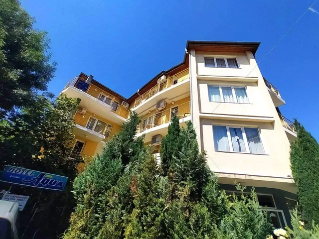 Хотел Аква Равда