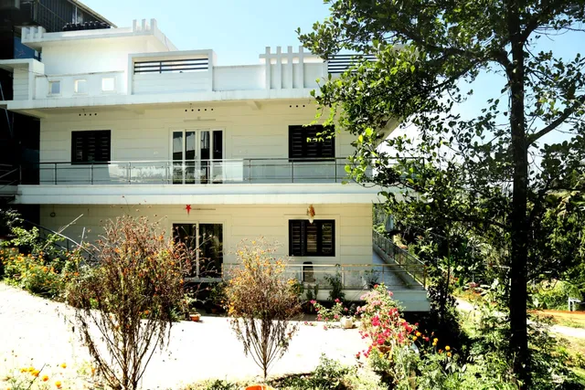 Serene Mountains Munnar