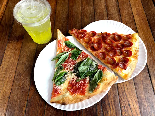 Champion Pizza Ditmars