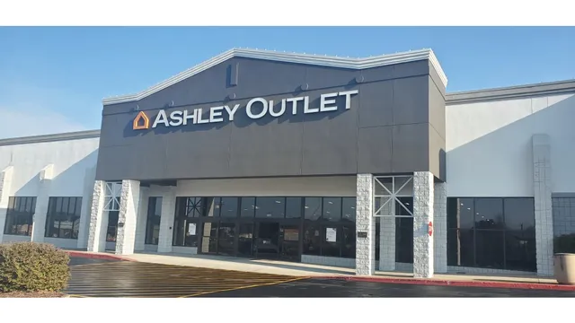 Ashley Outlet
