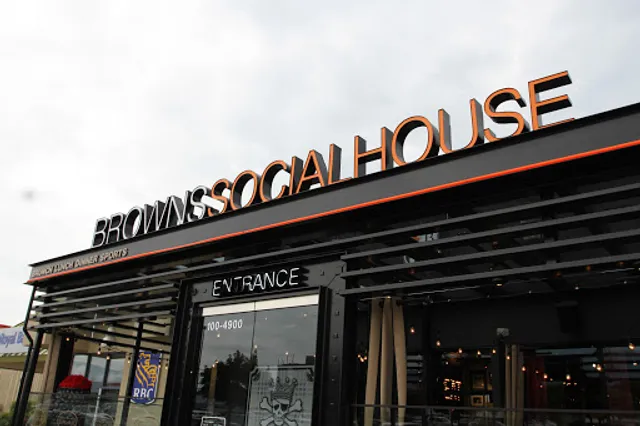 Browns Socialhouse Village Green