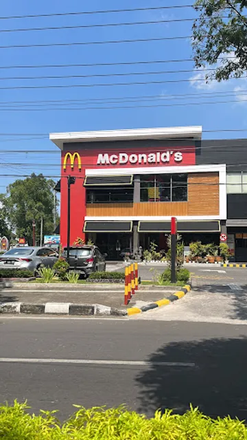 McDonald's Mataram Sriwijaya