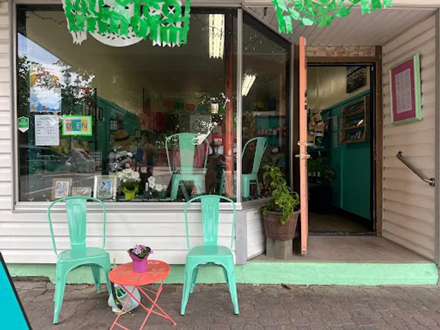 LIZZIE'S DELI-MARKET - home of Dos Rios Tacos