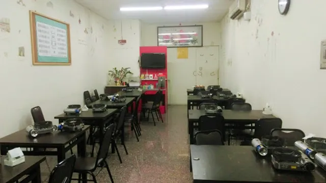 冠味小火鍋/鳳山美食推薦/鳳山火鍋/鳳山麻辣鍋推薦/鳳山臭臭鍋/鳳山養生藥膳鍋/高雄火鍋推薦