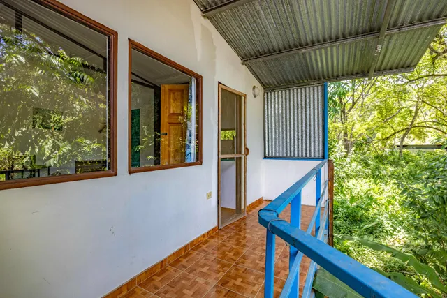 Uvita river guesthouse