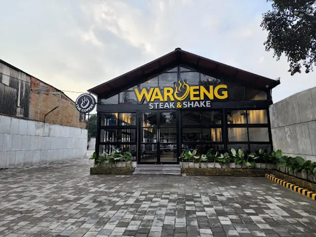 Waroeng Steak & Shake Ciledug