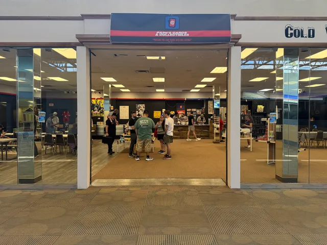 Papii's Cards & Collectibles